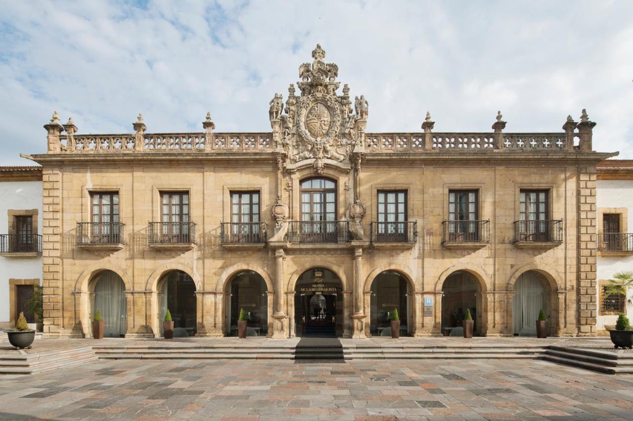 Eurostars Hotel De La Reconquista Oviédo Exterior foto The Palace of the Dukes of Cadaval, the main façade