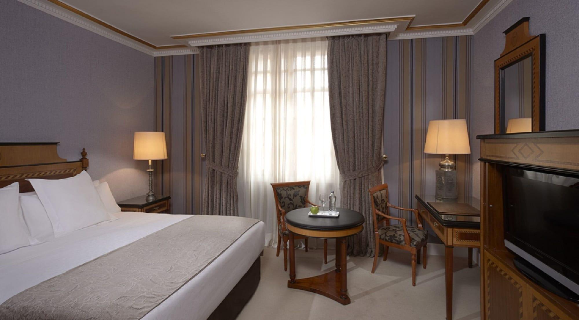 Eurostars Hotel De La Reconquista Oviédo Exterior foto A room at the hotel